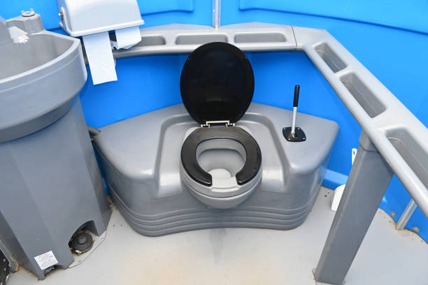 Best Portable restroom trailer rental  in Madera, CA